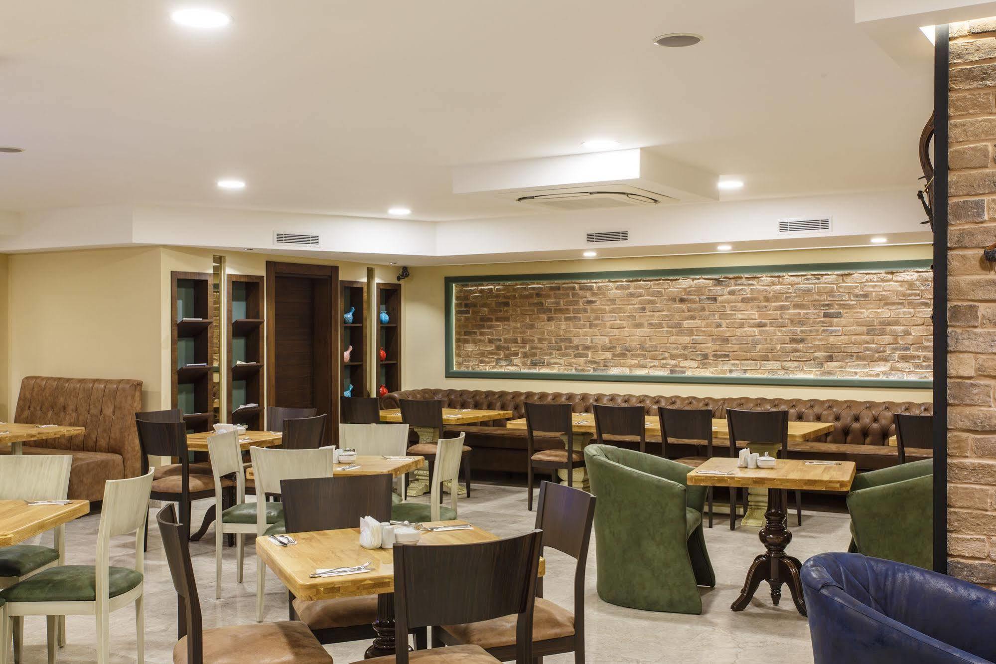 Antroyal Hotel Анталья Экстерьер фото