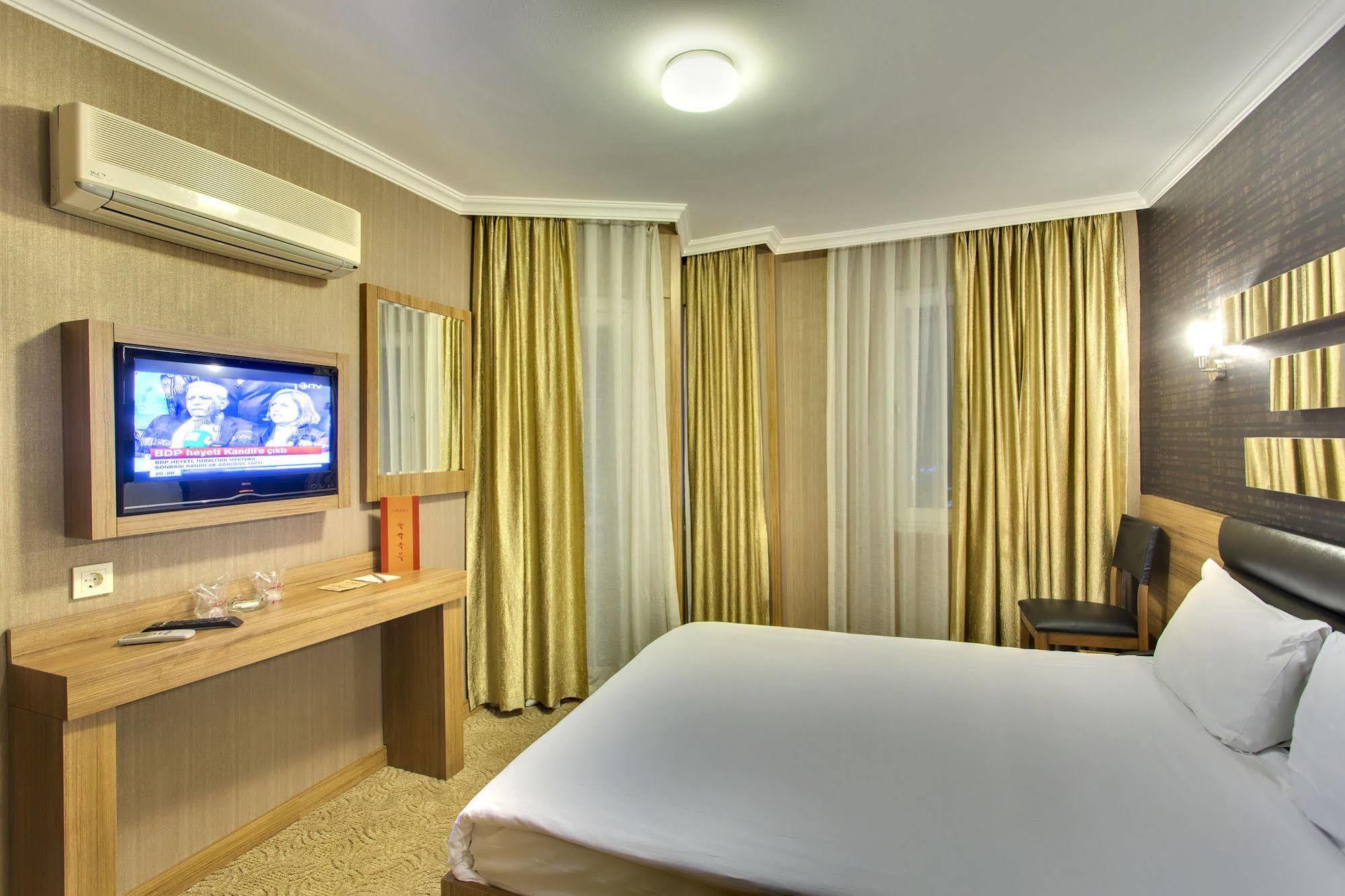 Antroyal Hotel Анталья Экстерьер фото